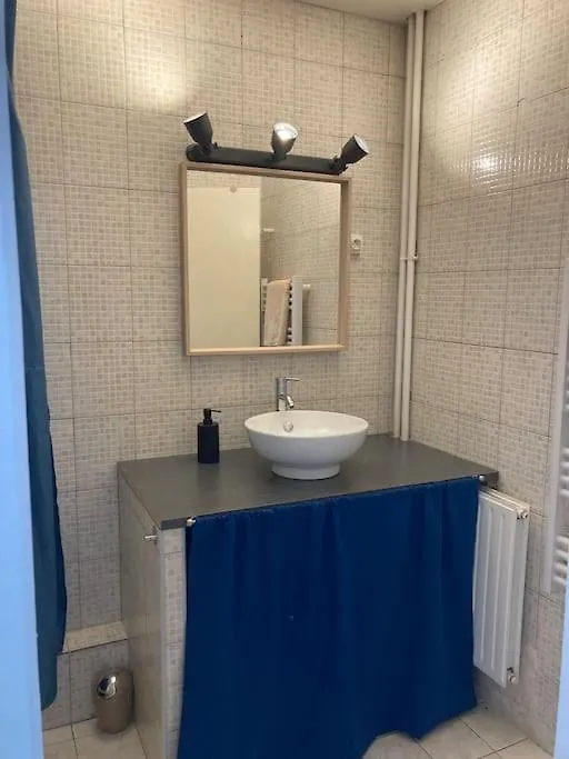 Cozy Studio With Balcony And Free Parking Aix-en-Provence 0*,  France